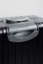 Atlas 29" - Check In - Aluminium Suitcase - Black Series