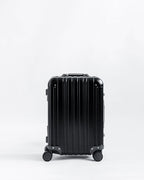 Lite 20" - Carry on - Aluminium Suitcase - Black Series