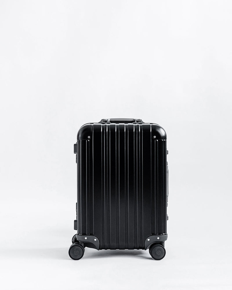 Lite 20" - Carry on/ Handgepäck - Aluminium Suitcase - Black Series
