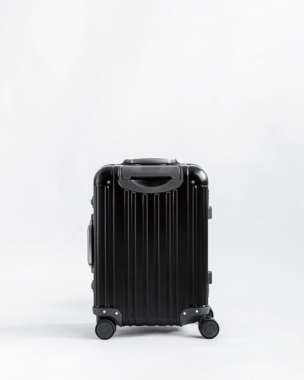 Lite 20" - Carry on - Aluminium Suitcase - Black Series