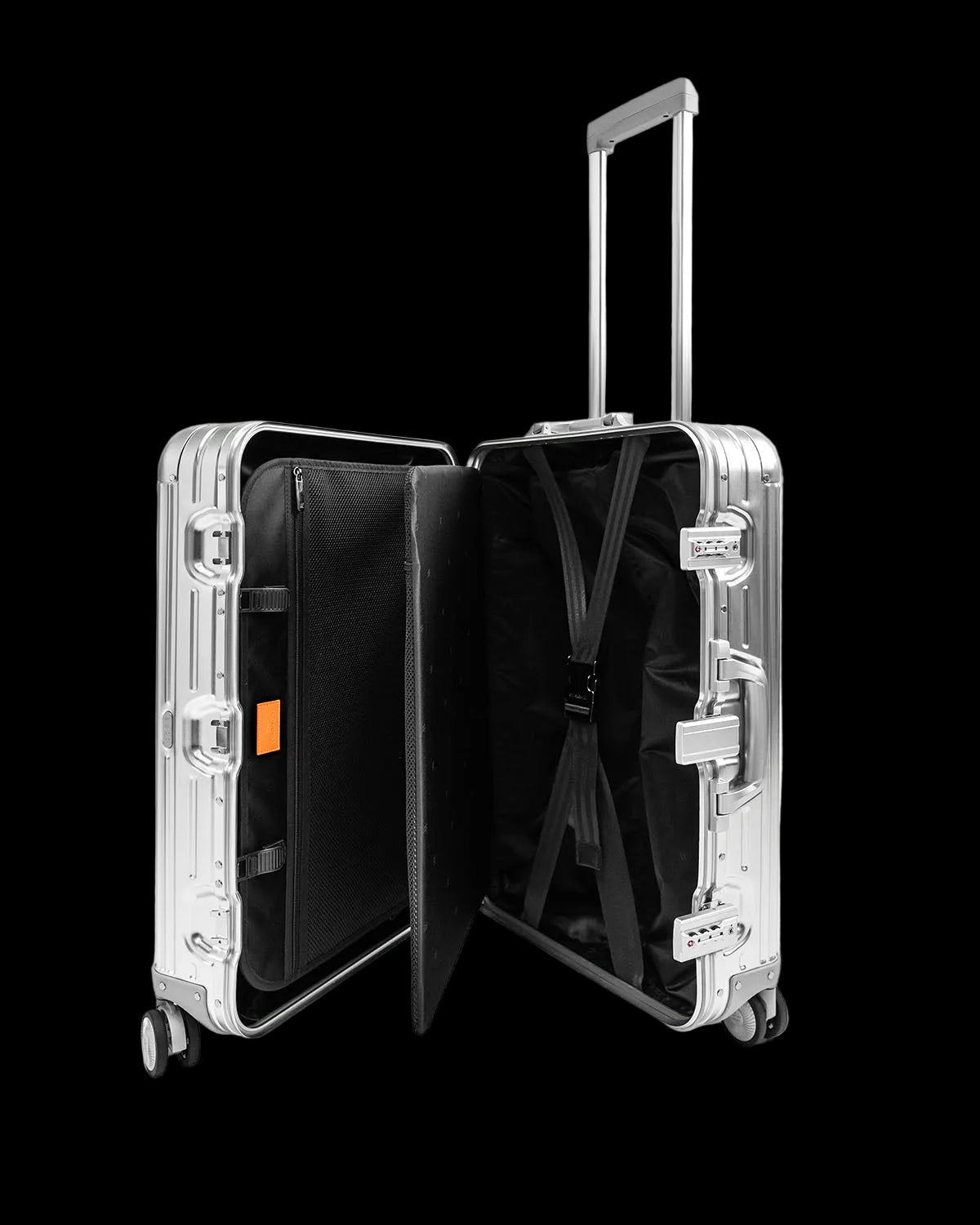 Core 26" - Check in - Aluminium Suitcase - Classic Series